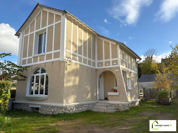 Charmante maison ancienne rénovée et sa dépendance aménagée 