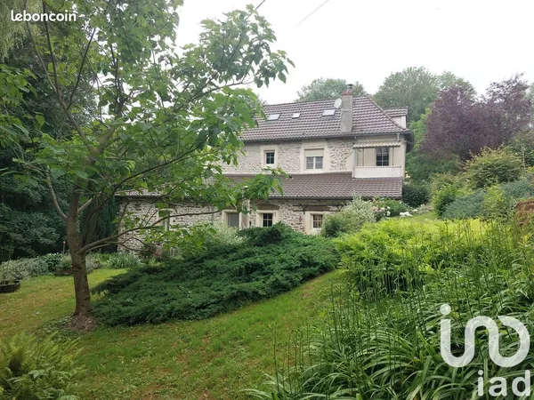 Propriété 7 pièces 170 m² 