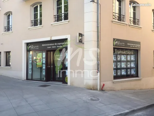 Local commercial 87 m² 