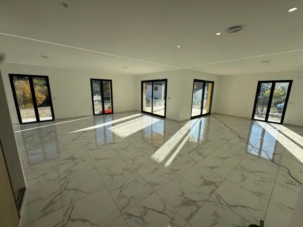 Maison 5 pièces 167 m² 