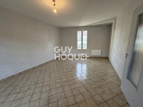 MAISON À LOUER DE 4 PIÈCES DE 106,00 M² 