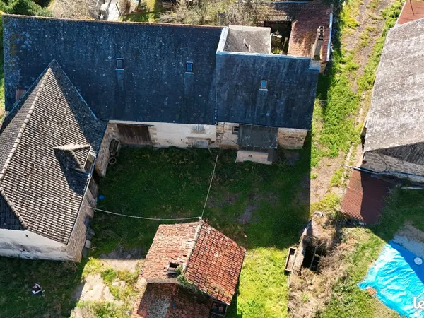 Maison 3 pièces 200 m² 