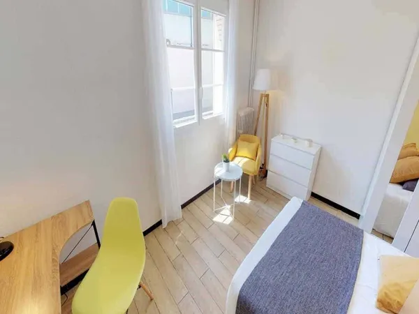 Appartement 1 pièce 15 m² 