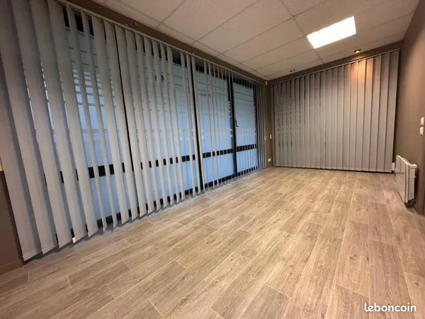 Bureau 25 m² 