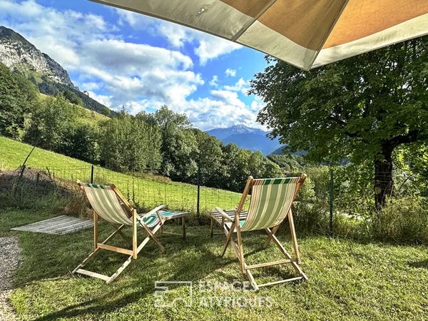 Rez-de-jardin de caractère avec vue dégagée 