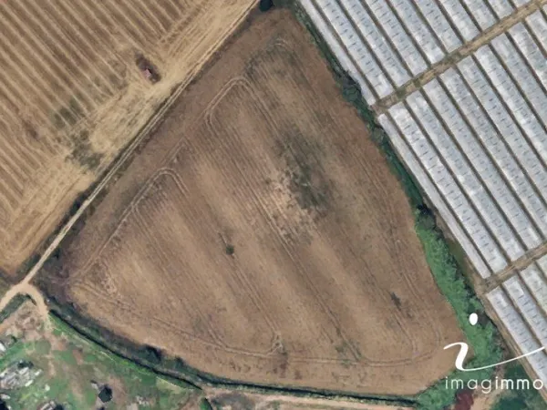 Terrain agricole 27500 m² 