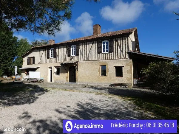 Maison 11 pièces 370 m² 