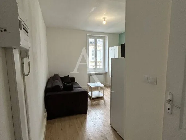 Appartement 1 pièce 15 m² 