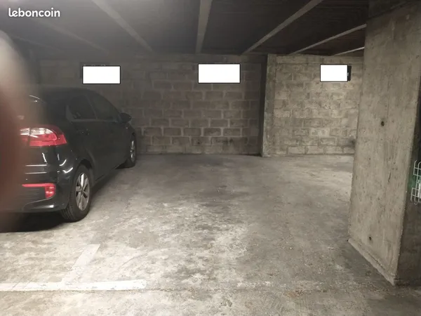 Parking 22 rue de la fontaine Henri IV à Chaville 