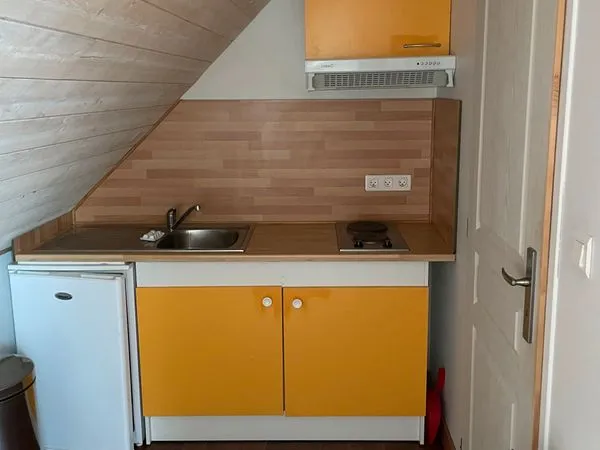 Studio meublé 