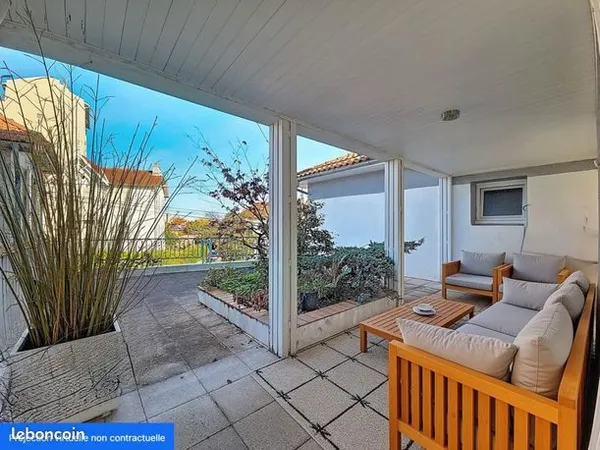 Maison 5 pièces 290 m² 