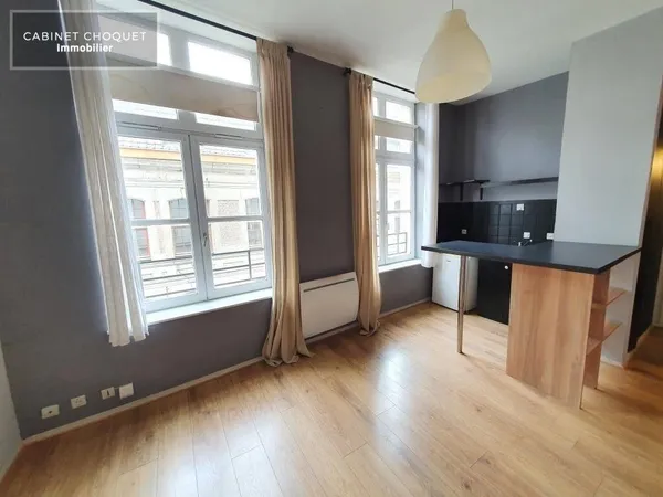 Studio 1 pièce 24 m² 