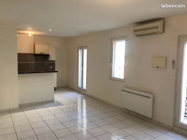 Appartement 77m2 centre de sete 