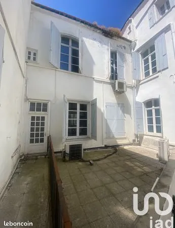 Appartement 3 pièces 77 m² 