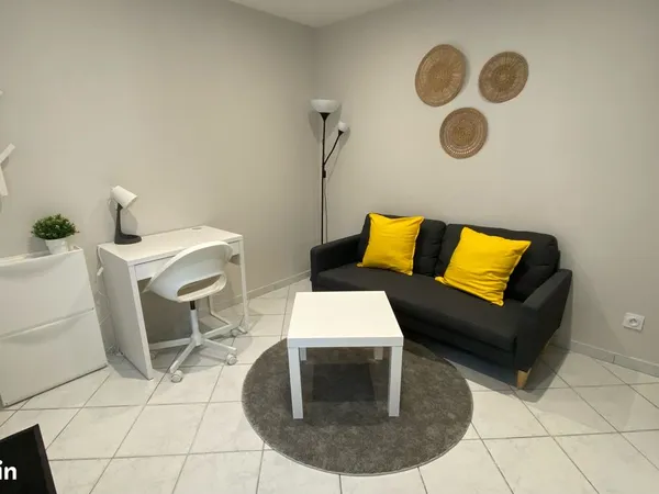 Duplex MEUBLÉ proche place de la République à DIJON - DISPONIBLE IMMÉDIATEMENT 