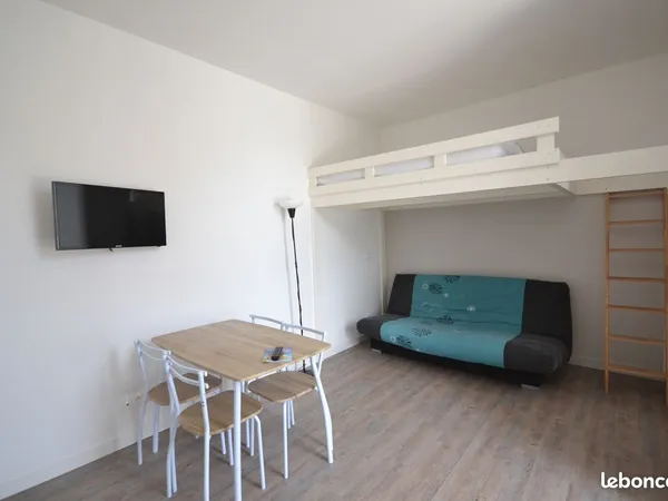 Location studio à l'année 
