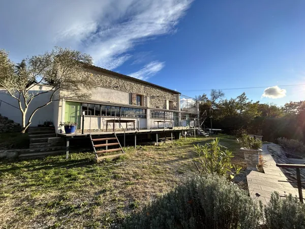 Ferme 4 pièces 150 m² 