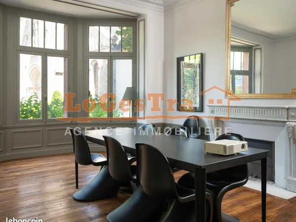 Local 25 m² Vittel 