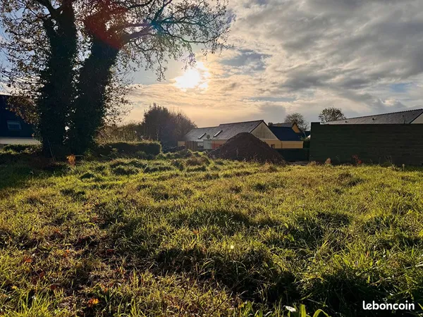 Terrain 568 m² PLABENNEC 