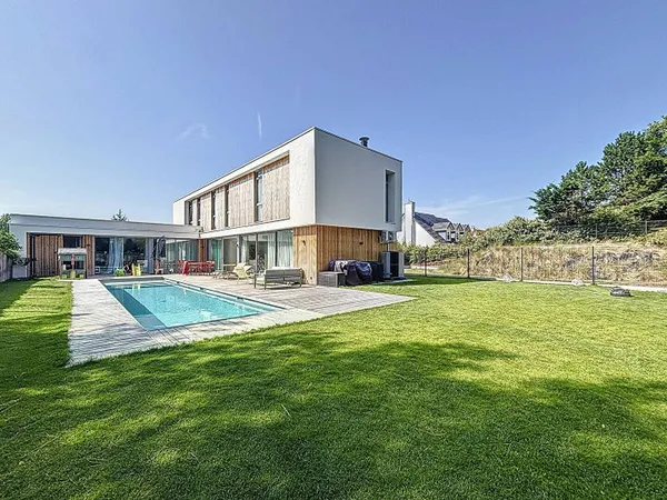 Villa 6 pièces 207 m² 