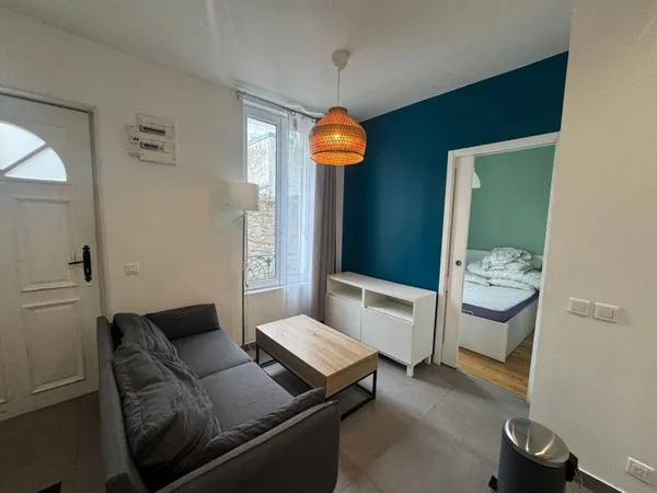 Studio 1 pièce 22 m² 