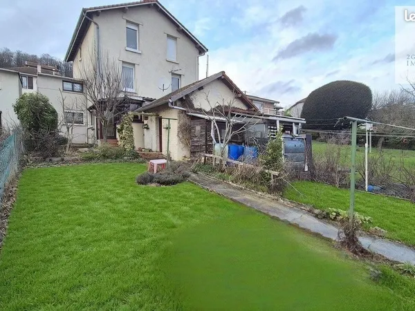 Propriété 4 pièces 111 m² 