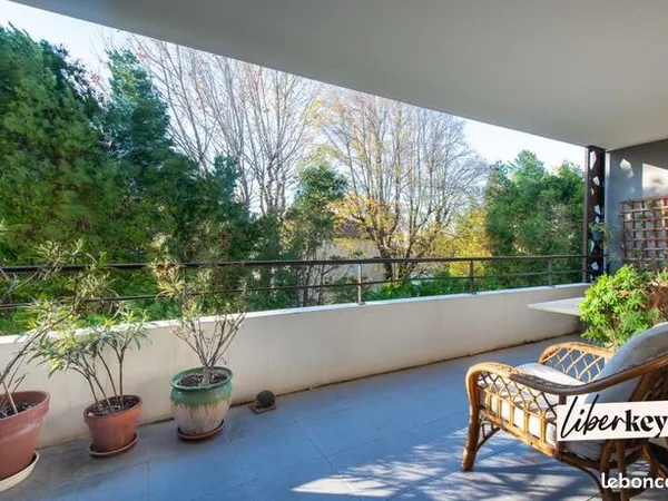 Appartement 3 pièces 76 m² 