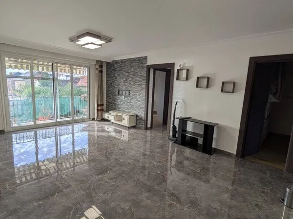Appartement 3 pièces 73 m² 