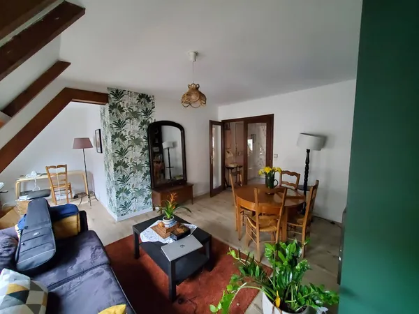 Loue chambre dans appartement 