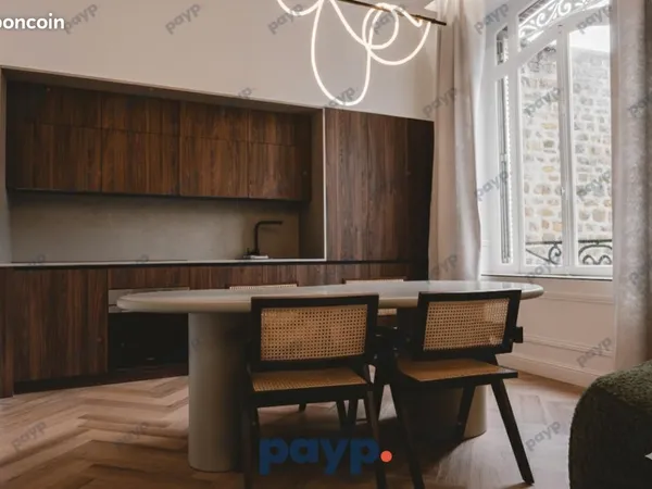 Appartement 4 pièces 157 m² 