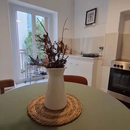 🏡 Location Studio Meublé Lumineux - Proximité Lycées & Commerces Disponible le 01/01/2026 