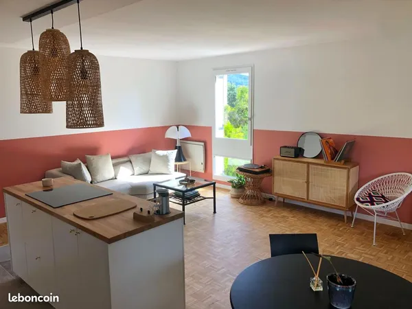 Rare - Grand appartement meublé 80 m² + loggia 15 m² - Parking - Hauts Cépages, Cassis 