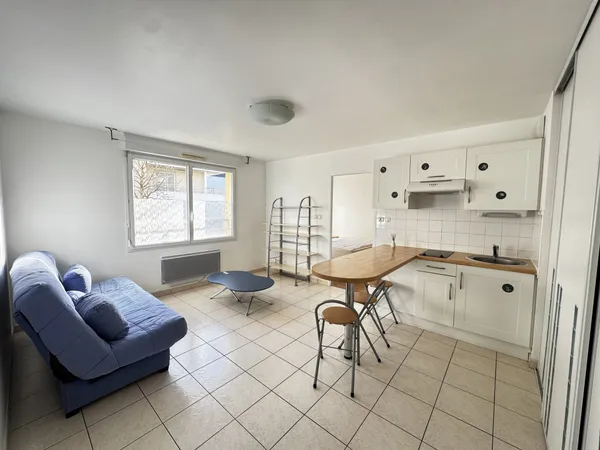 ANGERS APPARTEMENT T2 AVEC PARKING PROCHE PLACE BICHON 