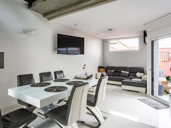 Maison 6 pièces 109 m² 