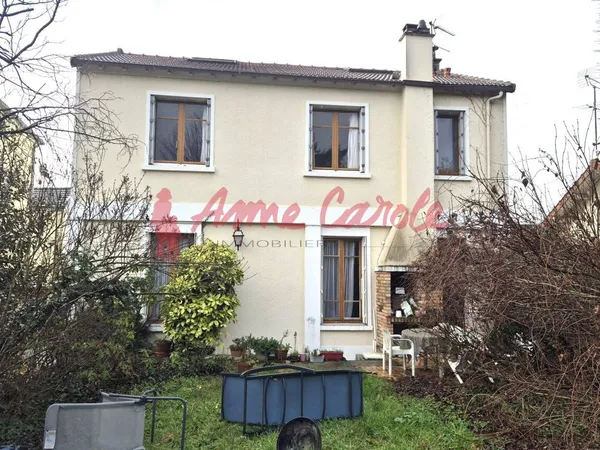 Maison 7 pièces 218 m² 