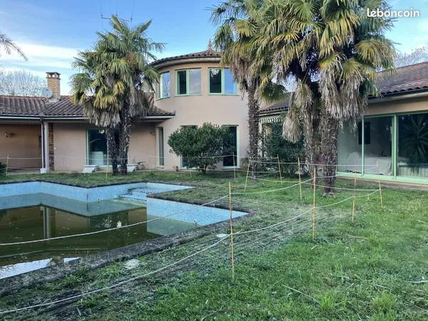 Maison 5 pièces 200 m² 