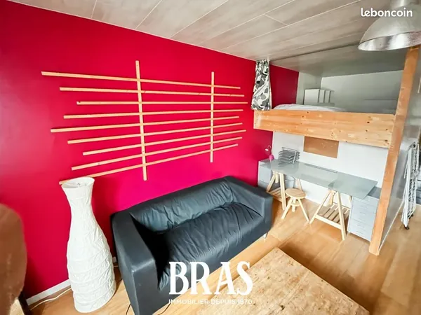 Studio 1 pièce 28 m² 