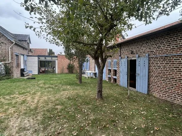 Propriété 8 pièces 180 m² 