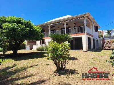 BELLE ENSEMBLE IMMOBILIER COMPOSER DE 2 BIENS F4 +mezzanine ET 