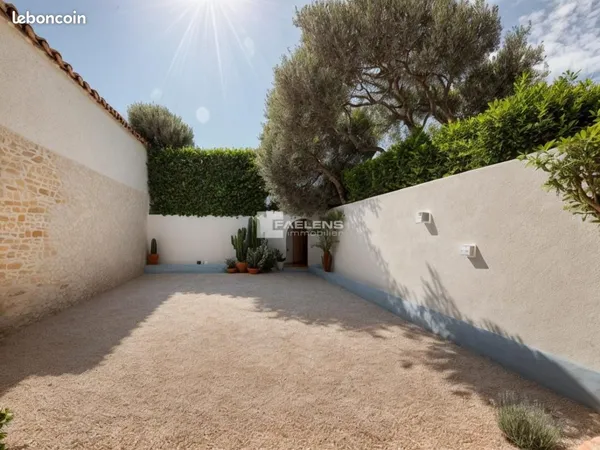 Maison 6 pièces 228 m² 
