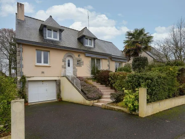 Maison 5 pièces 145 m² 