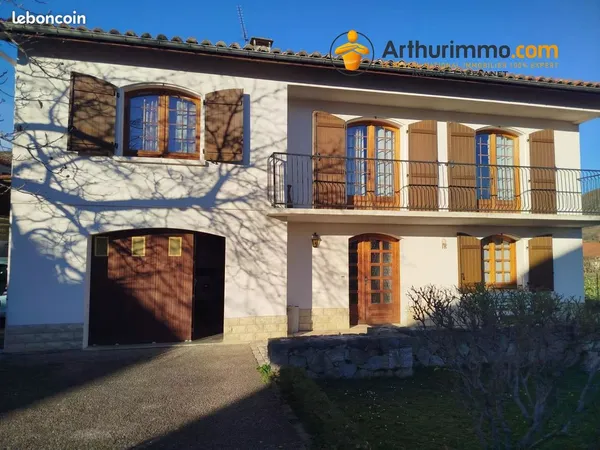 Maison 6 pièces 155 m² 