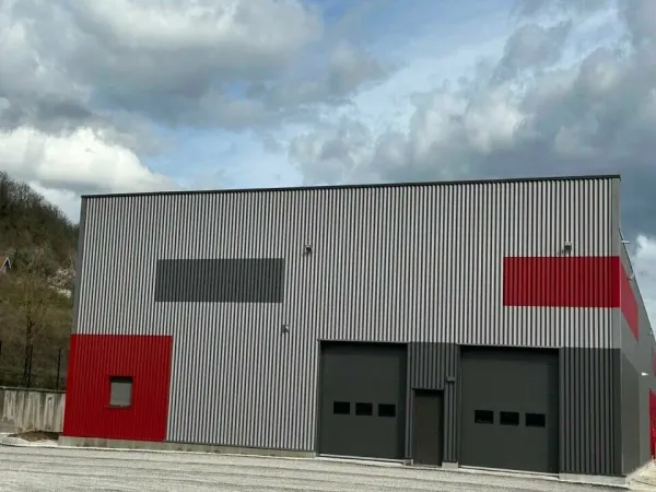 LOCAL D'ACTIVITE - ATELIER 1100m2 