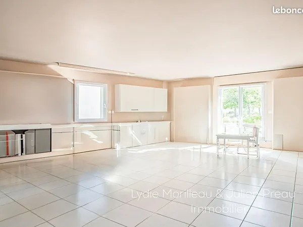 Bureaux 117 m² 
