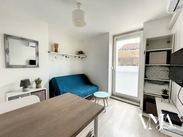 Studio 1 pièce 16 m² 