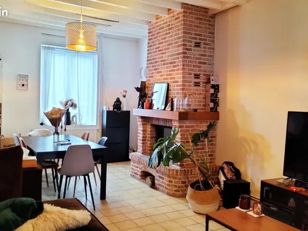 Maison 90 m2 avec petit jardin - T3+bureau 