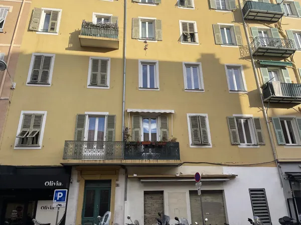 Bel appartement 3 pièces entièrement rénové 