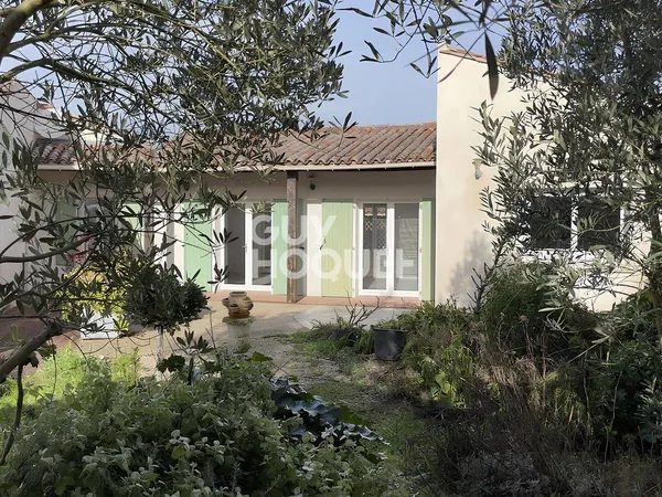 Maison de plain-pied 4 pièces 105 m² 
