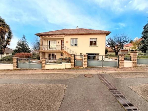 Maison 5 pièces 142 m² 