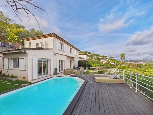 Superbe villa lumineuse Vue mer et Montagnes avec Piscine - Mand 